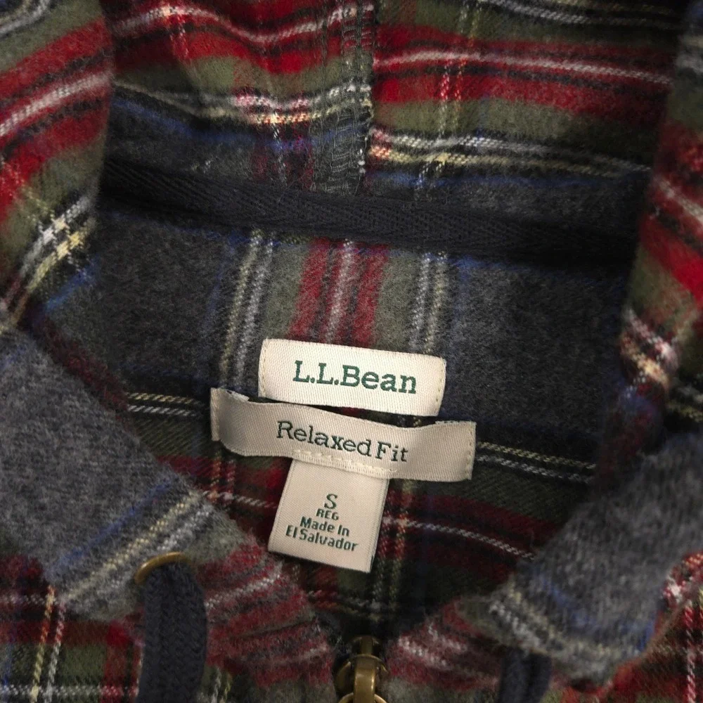LL Bean Flannel Hoodie Womens Small Gray Red Scotch Plaid Full Zip Relaxed Fit
